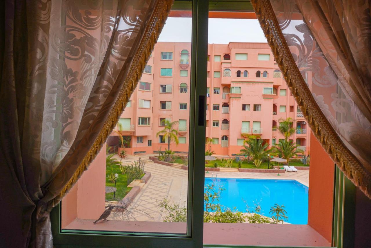 Superbe Appartement En Residence Avec Piscine Marrakesh Luaran gambar